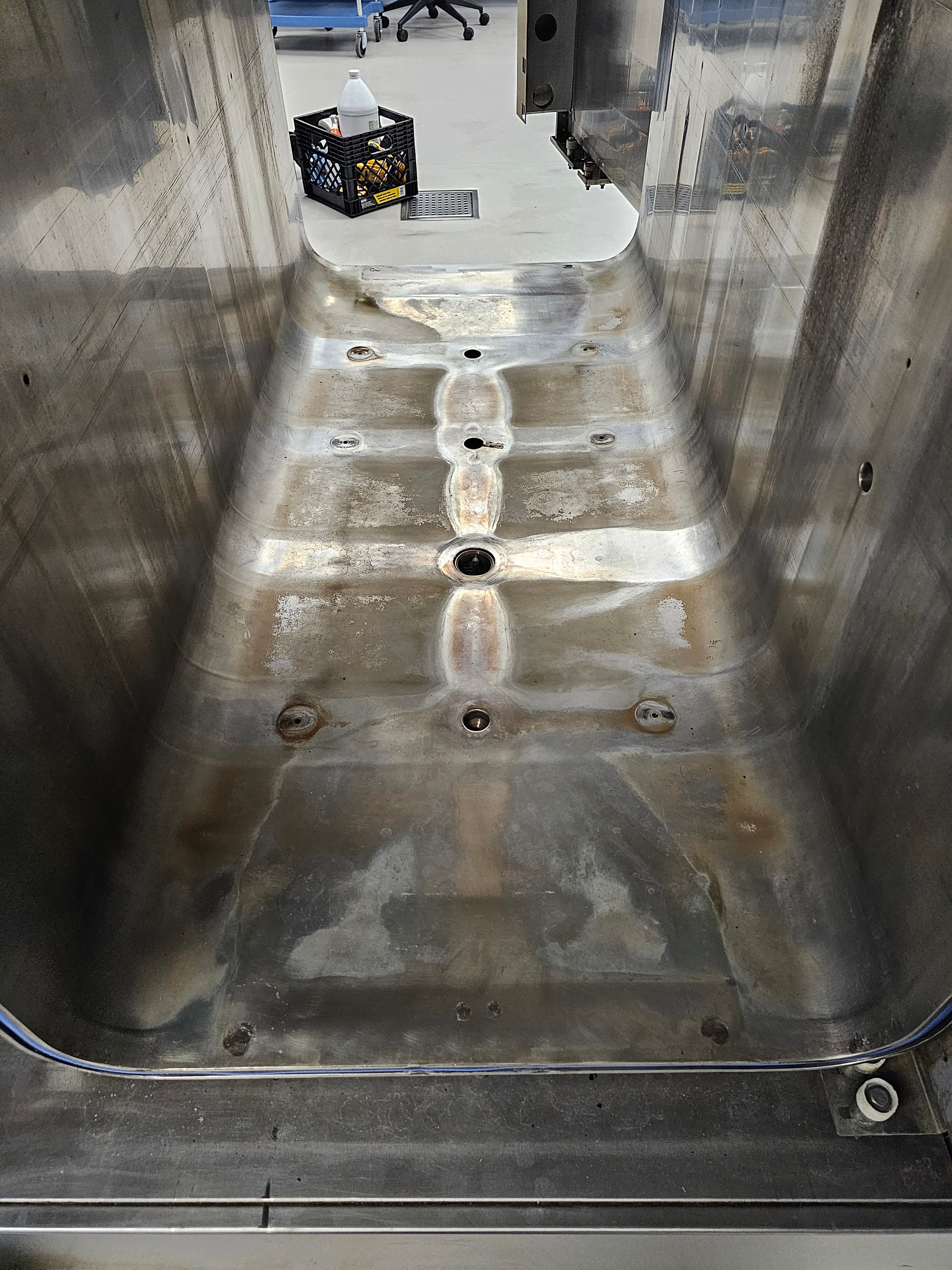 Getinge 733 chamber detail before cleaning